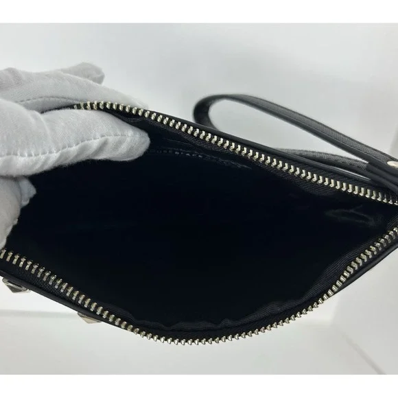 White House Black Market Wristlet Clutch Bag Handbag Travel Not Used w/ dust bag - Picture 5 of 7